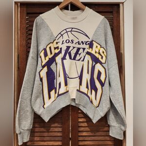 NBA Los Angeles Lakers Gray and Cream Sweater